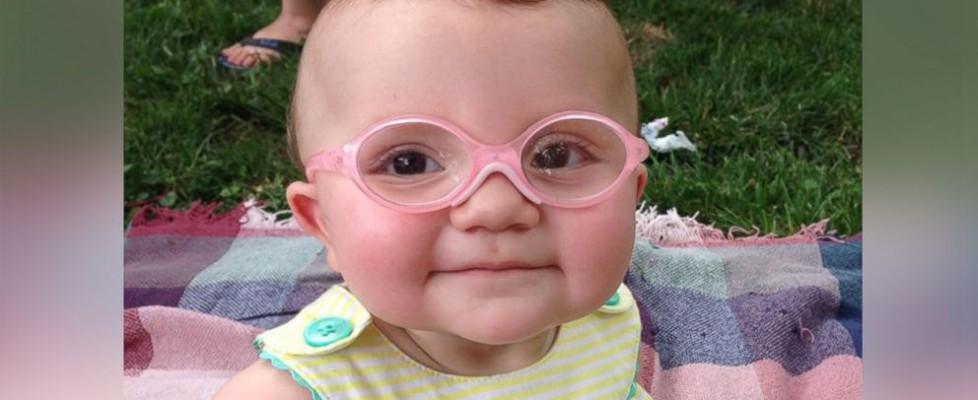 Como saber se o bebê precisa de óculos?